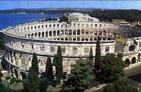Arena_Pula